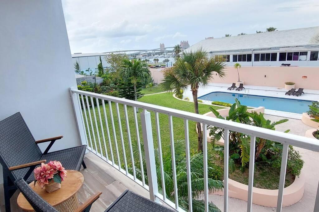 Nassau Harbour Cozy 2 Bedroom Condo Esterno foto