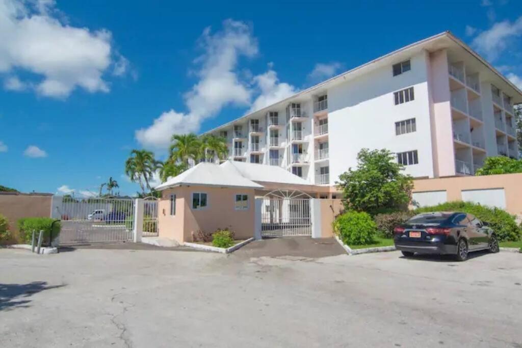 Nassau Harbour Cozy 2 Bedroom Condo Esterno foto
